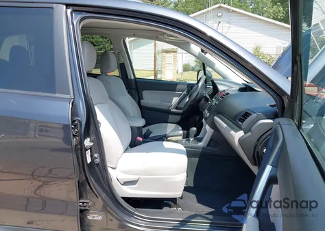 2015 Subaru Forester 2.5I Premium из США, поврежденный, VIN JF2SJADC2FH516419